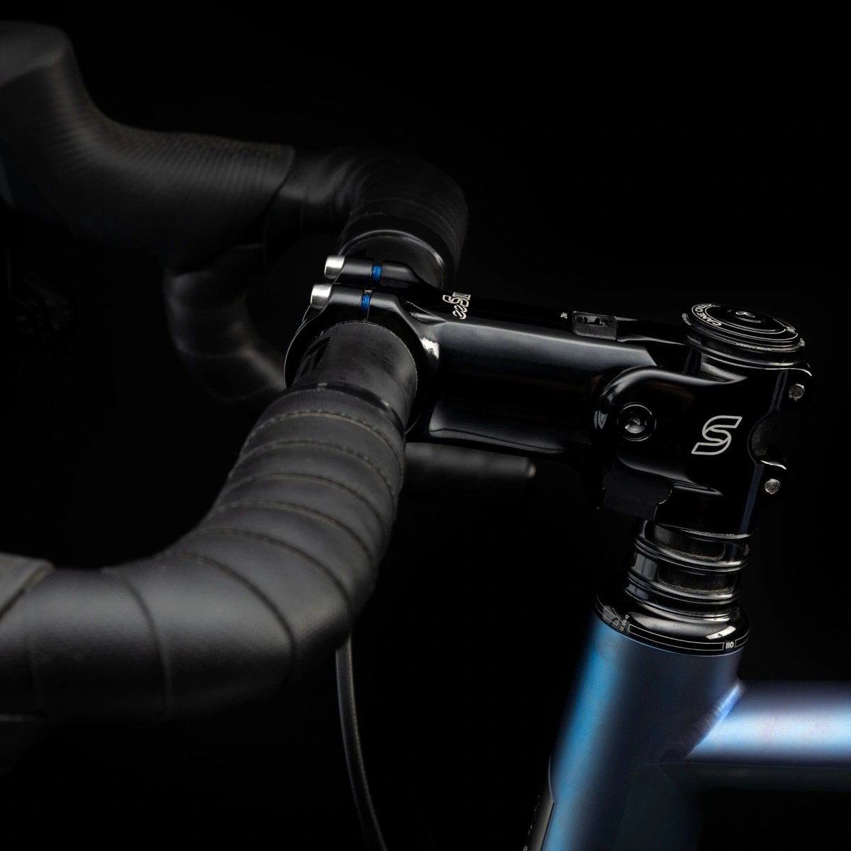 Cane Creek eeSilk Vorbau mit Dämpfung -6° Vorbaufederung – Bild 3