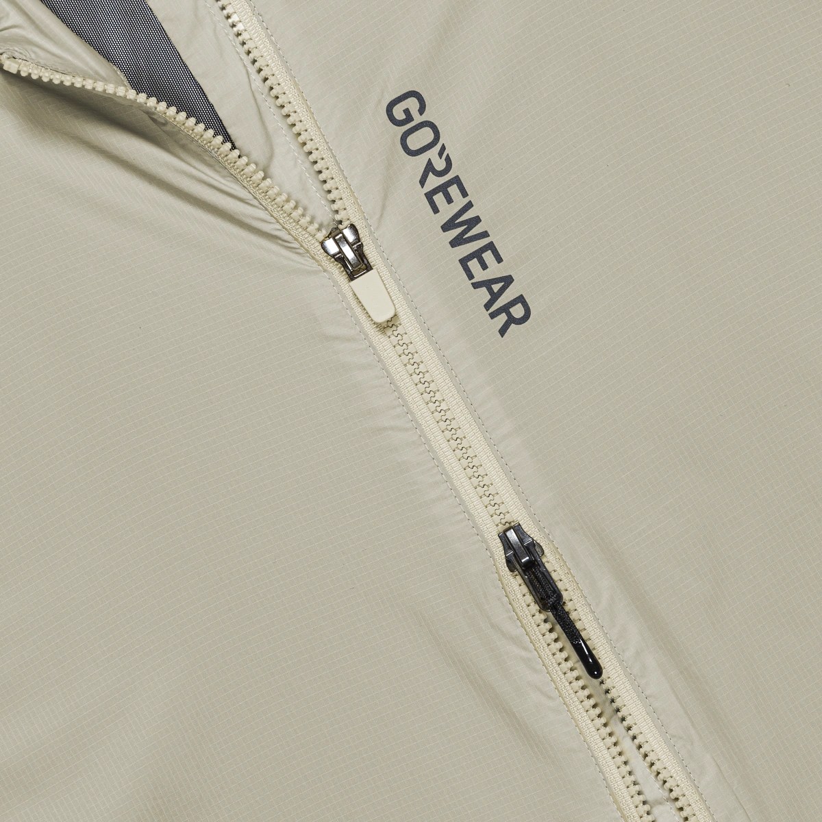 GOREWEAR DISTANCE WINDBREAKER Damen Windweste – Bild 4