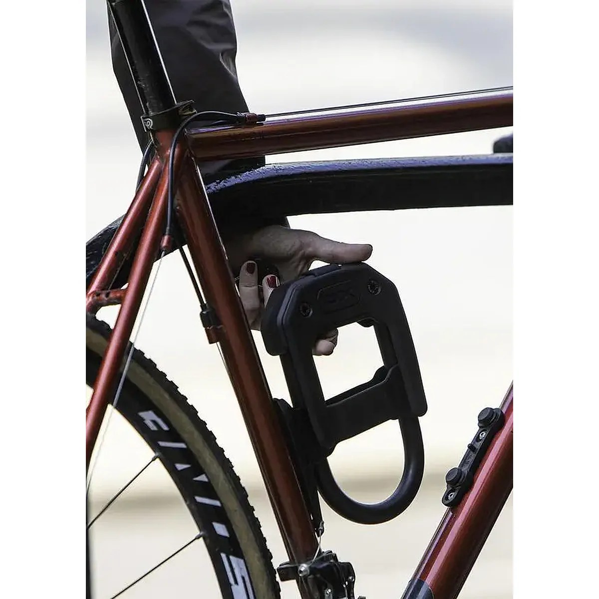 Hiplok DXF Bügelschloss mit Rahmenhalterung – Bild 2