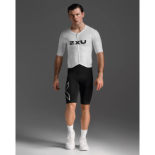 2XU Light Speed React Sleeved Trisuit 2XU Light Speed React Sleeved Trisuit