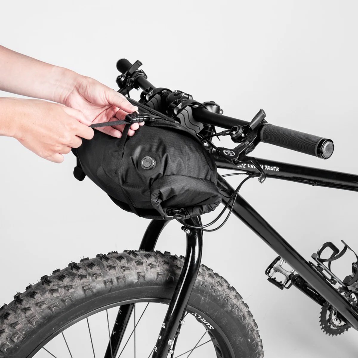 Topeak FRONTLOADER Bike Packing Lenkertasche – Bild 5