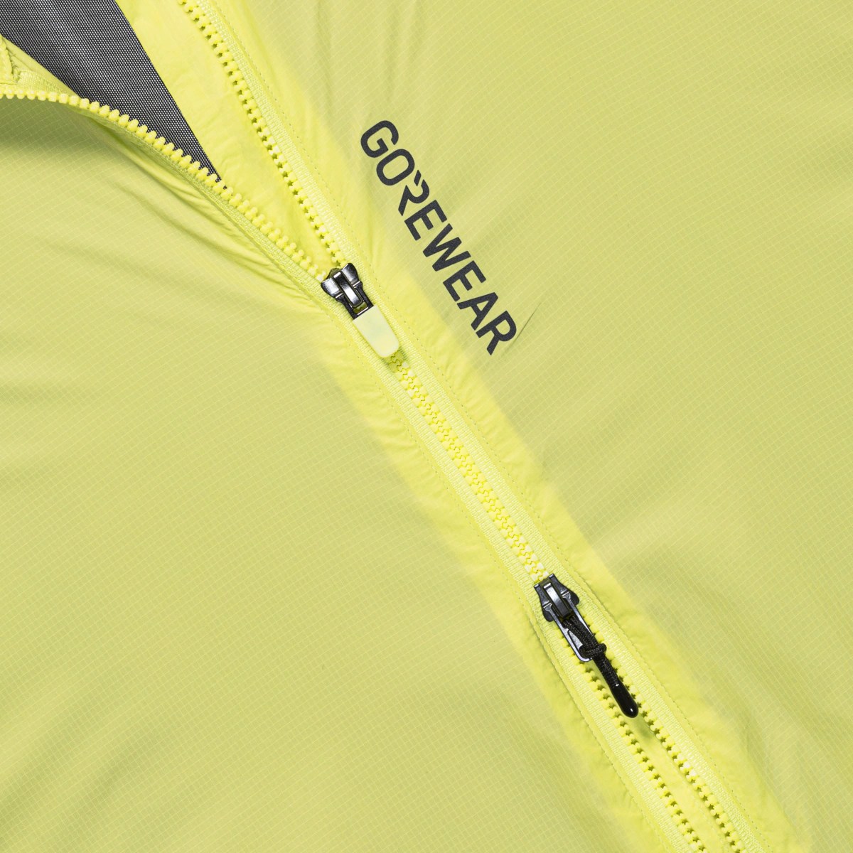 GOREWEAR DISTANCE WINDBREAKER Windweste – Bild 4