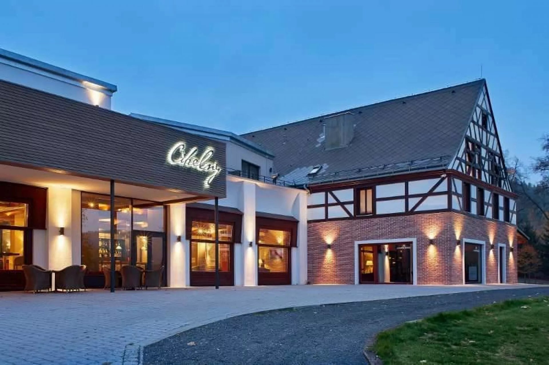 Angebot für Golfer und Begleitung mit Wellness für 2 Nächte Angebot für Golfer und Begleitung mit Wellness für 2 Nächte