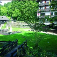 Eifelsteig - Wo Fels und Wasser dich begleiten ... Eifelsteig - Wo Fels und Wasser dich begleiten ...