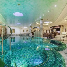 Unterkunft mit Frühstück und Eintritt ins Wellnessbad (1 Nacht) Unterkunft mit Frühstück und Eintritt ins Wellnessbad (1 Nacht)