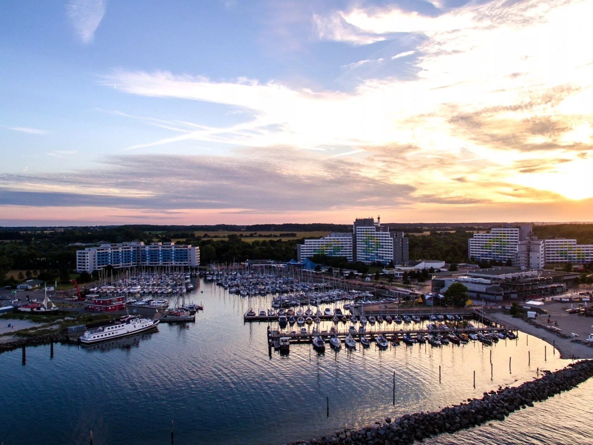 Erholung, Sport & Abenteuer direkt an der Ostsee Erholung, Sport & Abenteuer direkt an der Ostsee