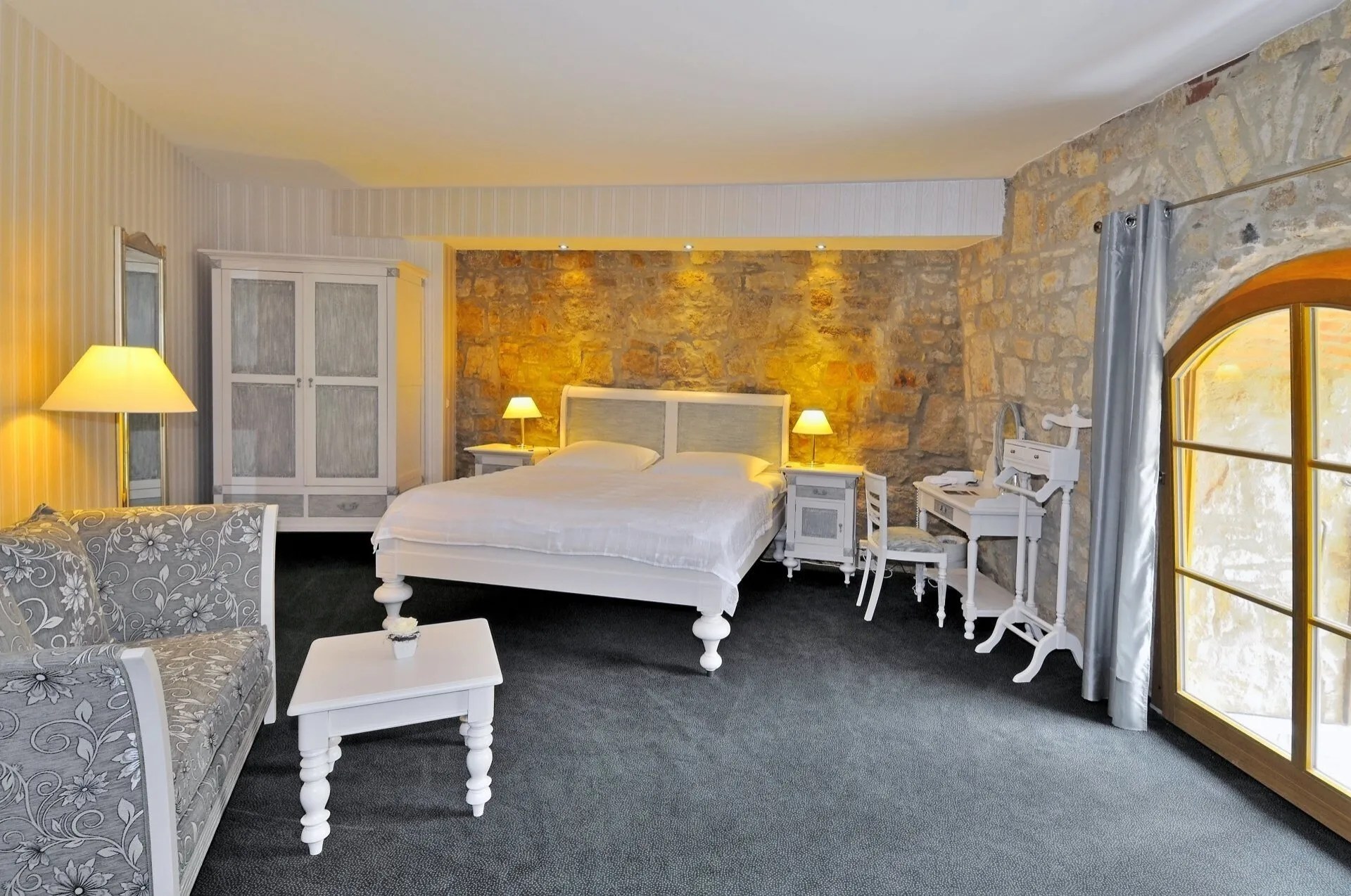 Romantische Wohlfühltage - 7 Tage inkl. Halbpension Romantische Wohlfühltage - 7 Tage inkl. Halbpension
