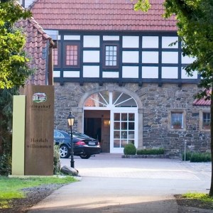 5 Tage Silvester-Party mit 5-Gang-Silvestermenü im Hotel am Hasesee 5 Tage Silvester-Party mit 5-Gang-Silvestermenü im Hotel am Hasesee