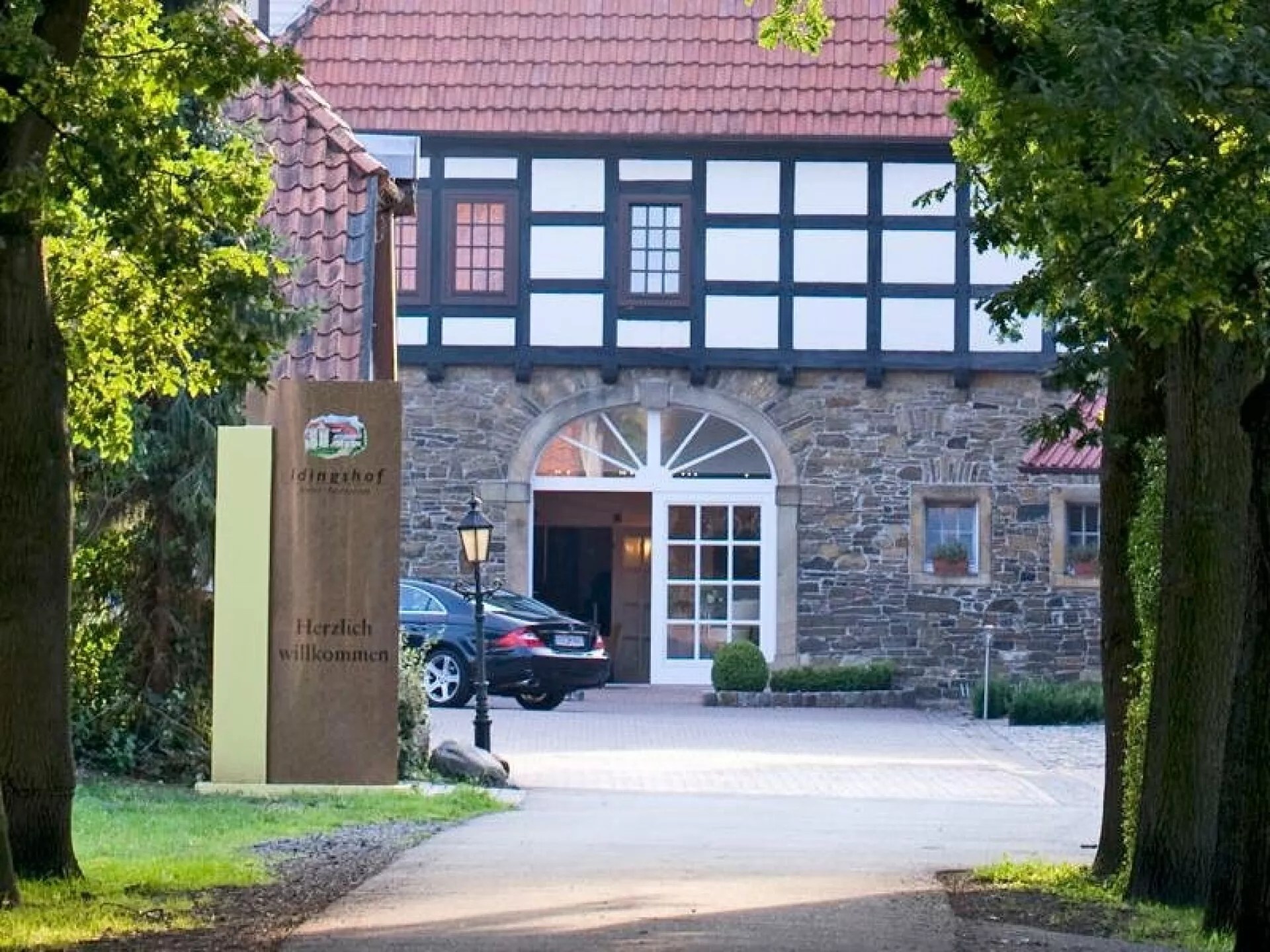 7 Tage Silvester-Party mit 5-Gang-Silvestermenü im Hotel am Hasesee 7 Tage Silvester-Party mit 5-Gang-Silvestermenü im Hotel am Hasesee