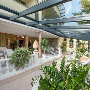 Ihre kleine Auszeit 2 Ü. Entfliehen Sie dem Alltag Ihre kleine Auszeit 2 Ü. Entfliehen Sie dem Alltag