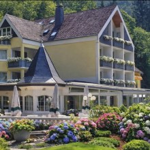 Ihre 3*** Sterne Auszeit an der Mosel inkl. Thermenbesuch Ihre 3*** Sterne Auszeit an der Mosel inkl. Thermenbesuch