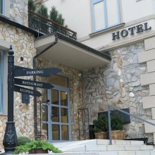 2 Übernachtungen mit Halbpension, Wein und Wellness 2 Übernachtungen mit Halbpension, Wein und Wellness