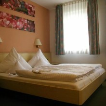 Radeln vom Neckar zu Schwarzwald und Bodensee Radeln vom Neckar zu Schwarzwald und Bodensee