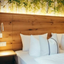 4 für 3 Verwöhnaufenthalt mit SPA & 4-Gang-Dinner im Rheinland 4 für 3 Verwöhnaufenthalt mit SPA & 4-Gang-Dinner im Rheinland
