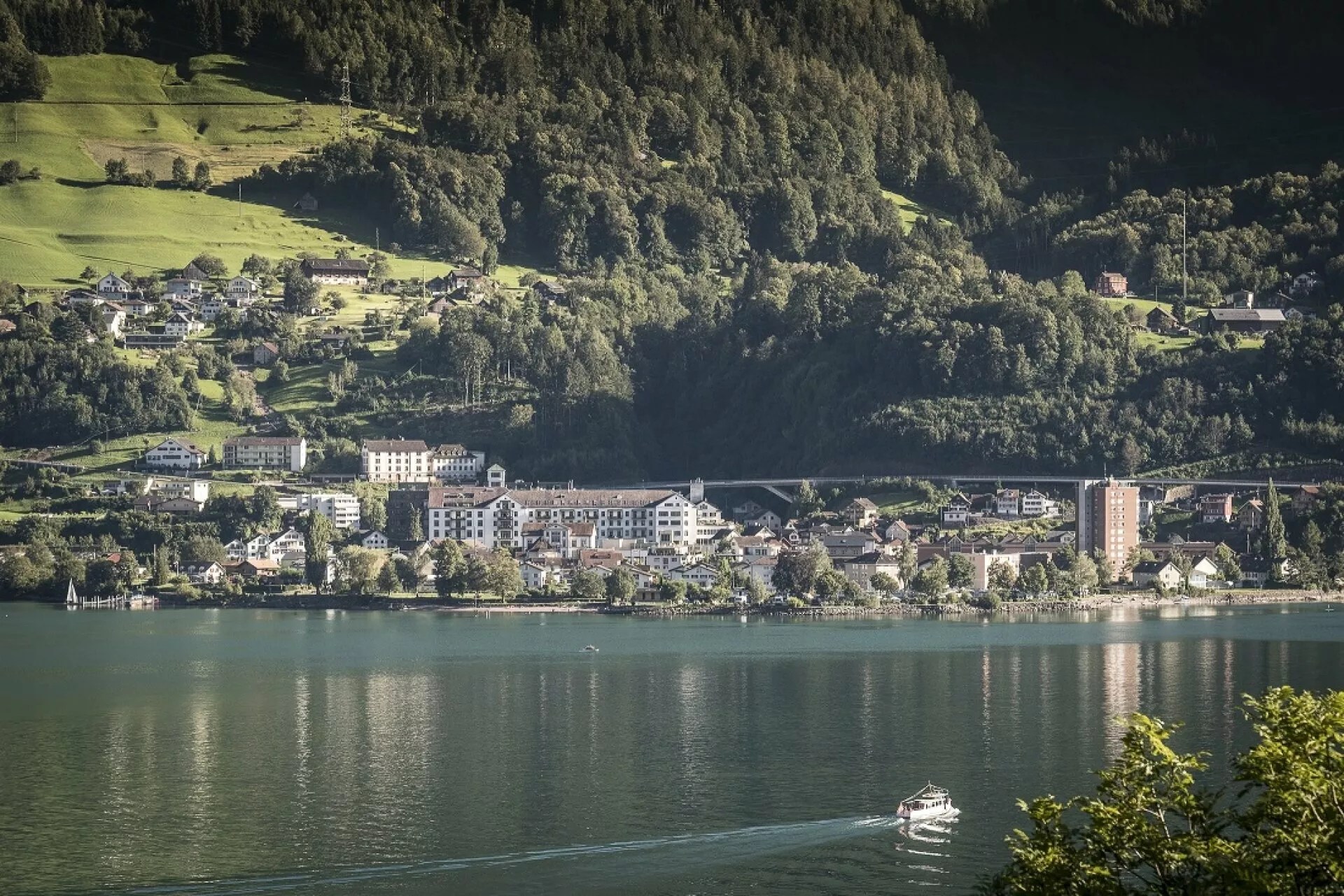 Genusstour mit Übernachtung: Quinten und Flumserberg Genusstour mit Übernachtung: Quinten und Flumserberg