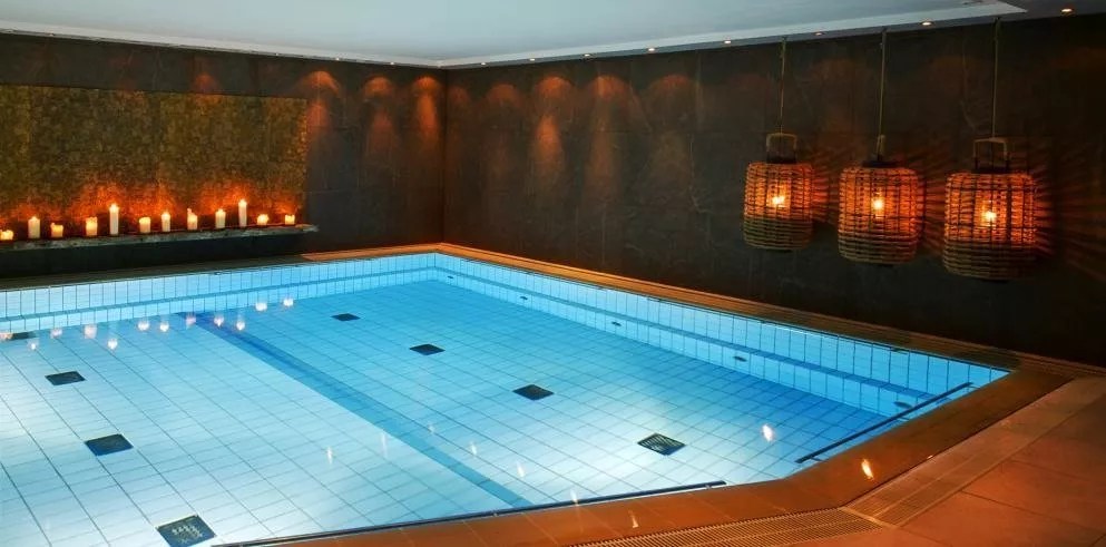 Wellness und Outlet-Shopping – Bild 2