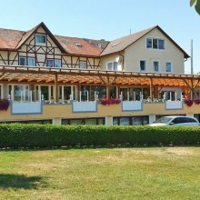 5 Tage mit eigenem Whirlpool 5 Tage mit eigenem Whirlpool