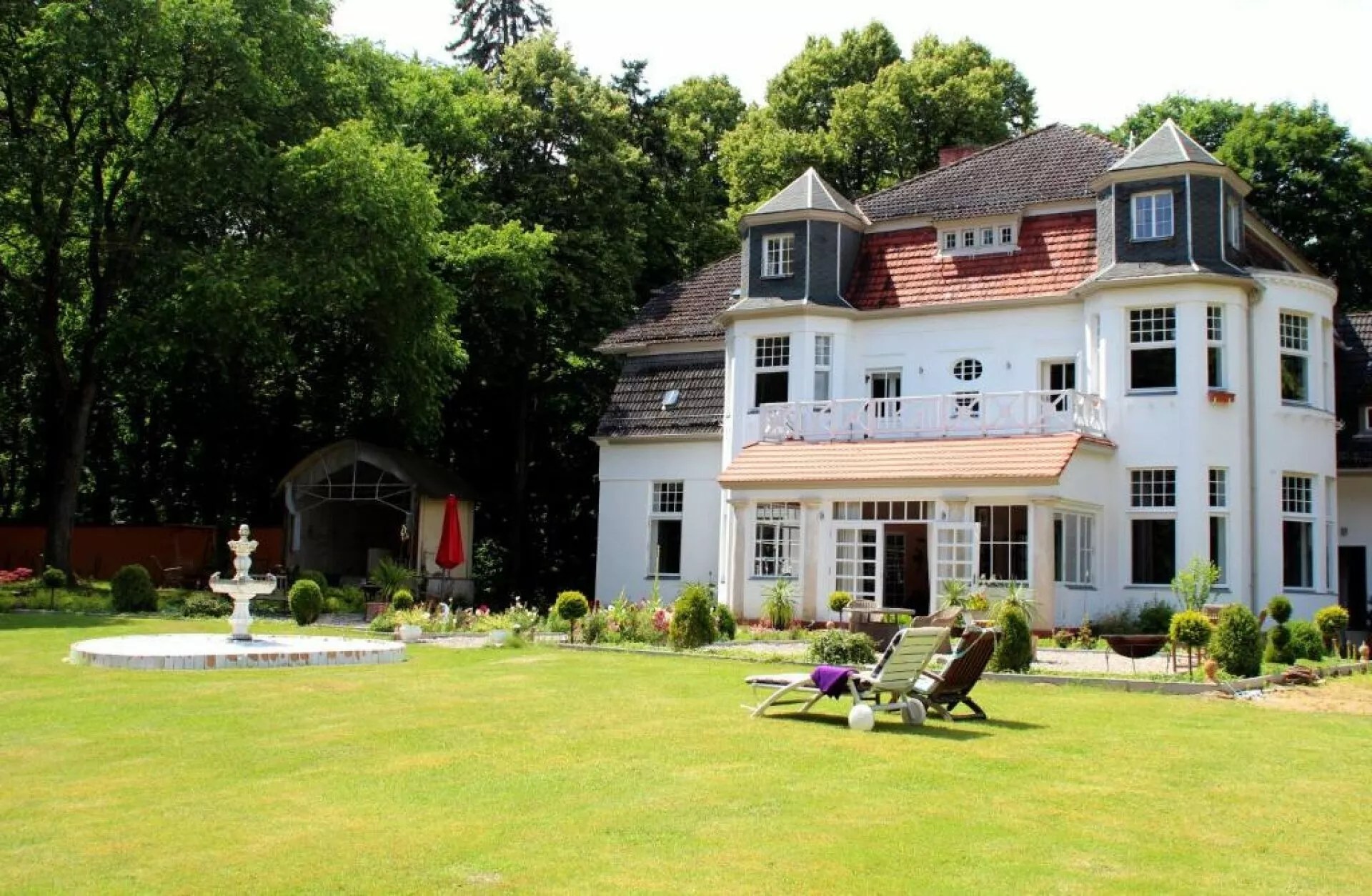 2 Tage Villa am See 2 Tage Villa am See