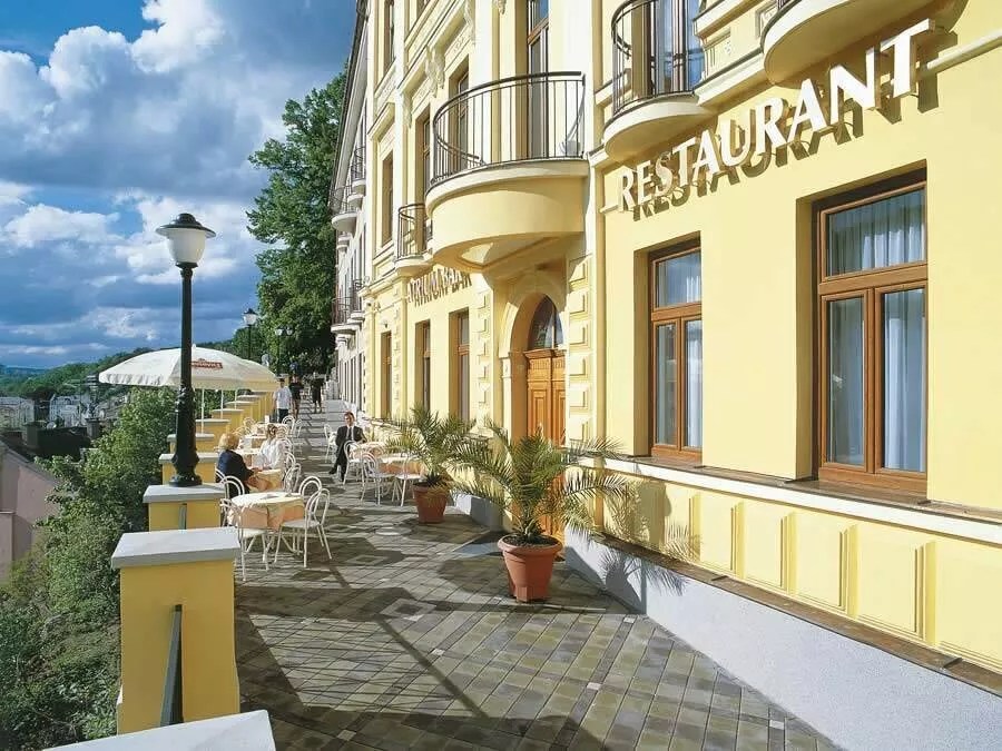 Wellness in Karlsbad inklusive Massage und Abendessen (2 Nächte) – Bild 2