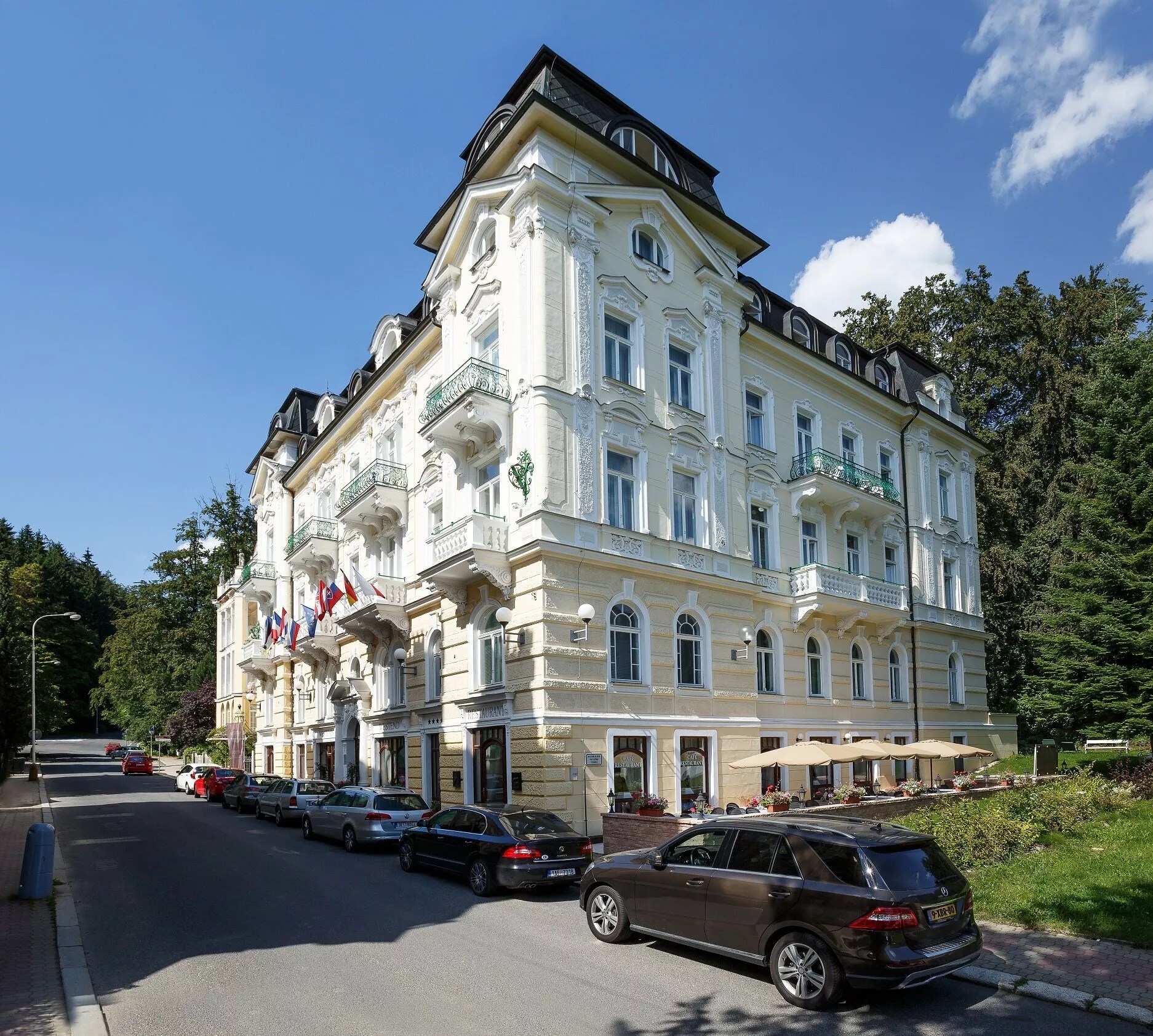 7 Nächte mit Halbpension inkl. 10 Behandlungen/Woche – Bild 2