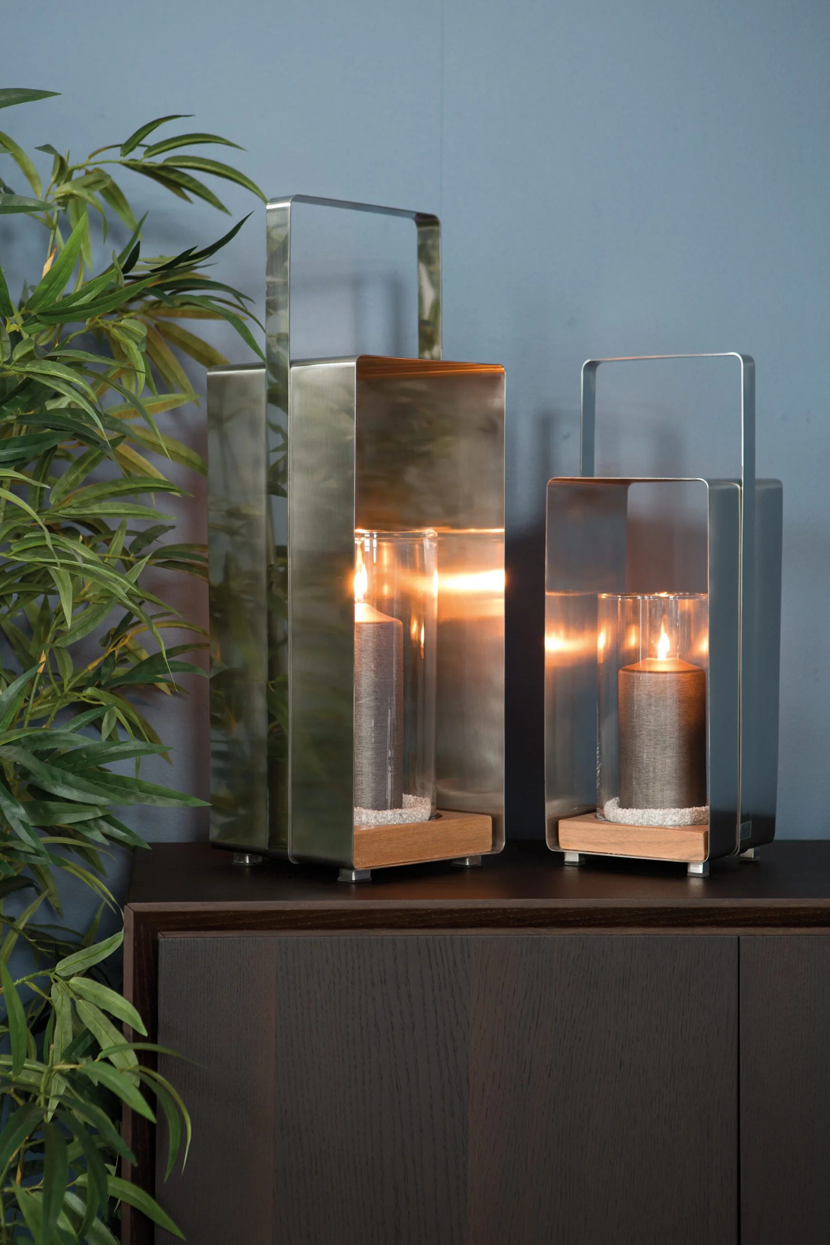 Windlicht Kerzenhalter Laterne Kerzenleuchter Glas matt silber Magnus Fink Windlicht Kerzenhalter Laterne Kerzenleuchter Glas matt silber Magnus Fink