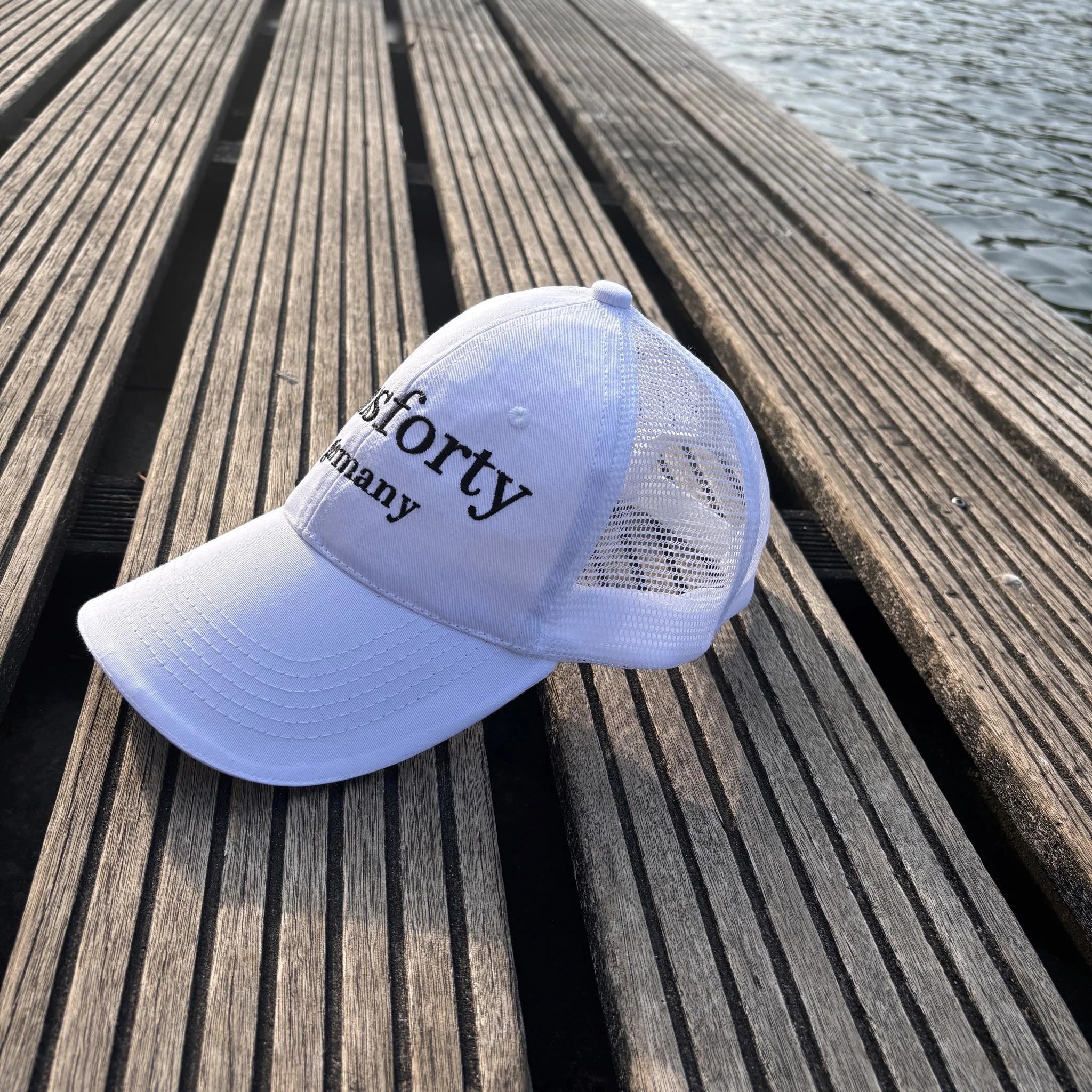 missforty germany Cap in weiß missforty germany Cap in weiß