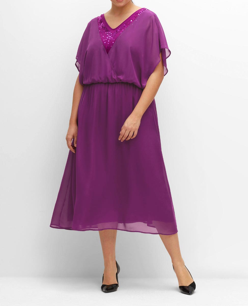 Abendkleid m. Pailletten, beere Abendkleid m. Pailletten, beere