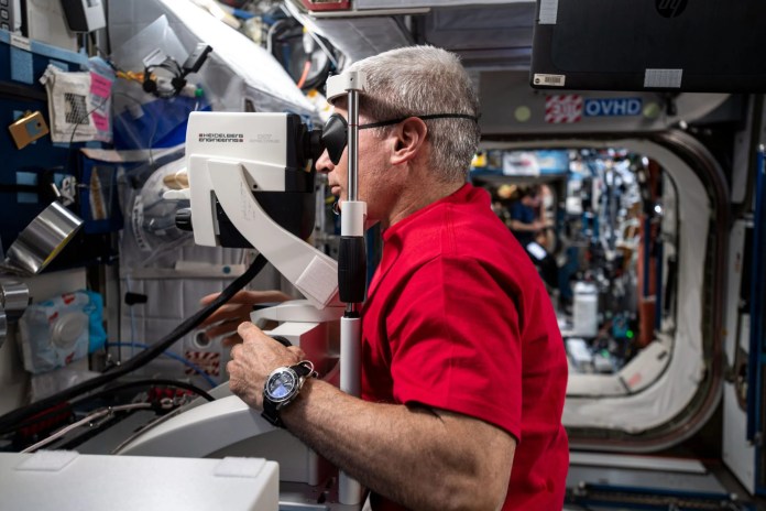 Space blinds astronauts? NASA discovers cooling eye threats for future Mars goals Space blinds astronauts? NASA discovers cooling eye threats for future Mars goals