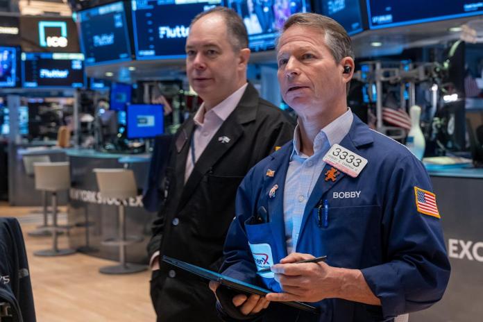 Stock market today: Dow leaps over 300 indicate strike fresh document, lead supply rebound Stock market today: Dow leaps over 300 indicate strike fresh document, lead supply rebound