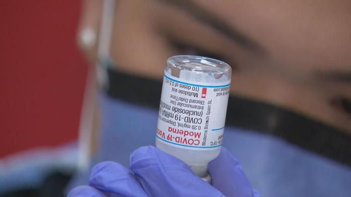 Health Matters: New COVID-19 vaccinations authorized & & infections taking a trip to Canada Health Matters: New COVID-19 vaccinations authorized & & infections taking a trip to Canada