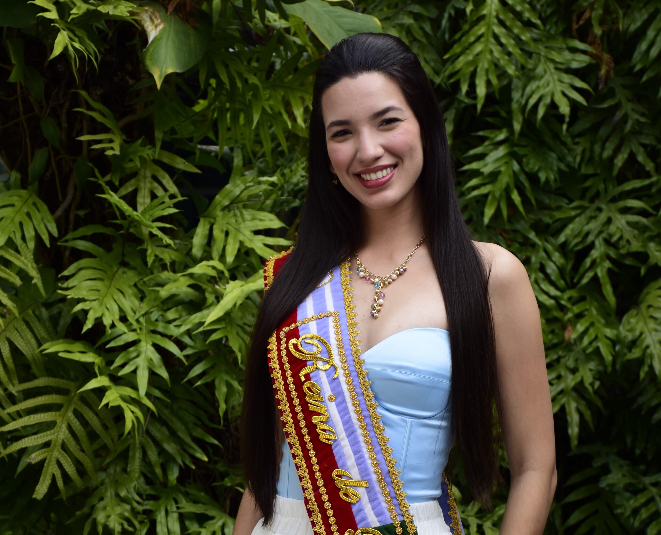 La reina de Portoviejo, Hellen Mieles Cedeño, presenta una agenda de actividades solidarias rumbo a la Navidad y comenzará con un evento benéfico en el parque La Rotonda La reina de Portoviejo, Hellen Mieles Cedeño, presenta una agenda de actividades solidarias rumbo a la Navidad y comenzará con un evento benéfico en el parque La Rotonda