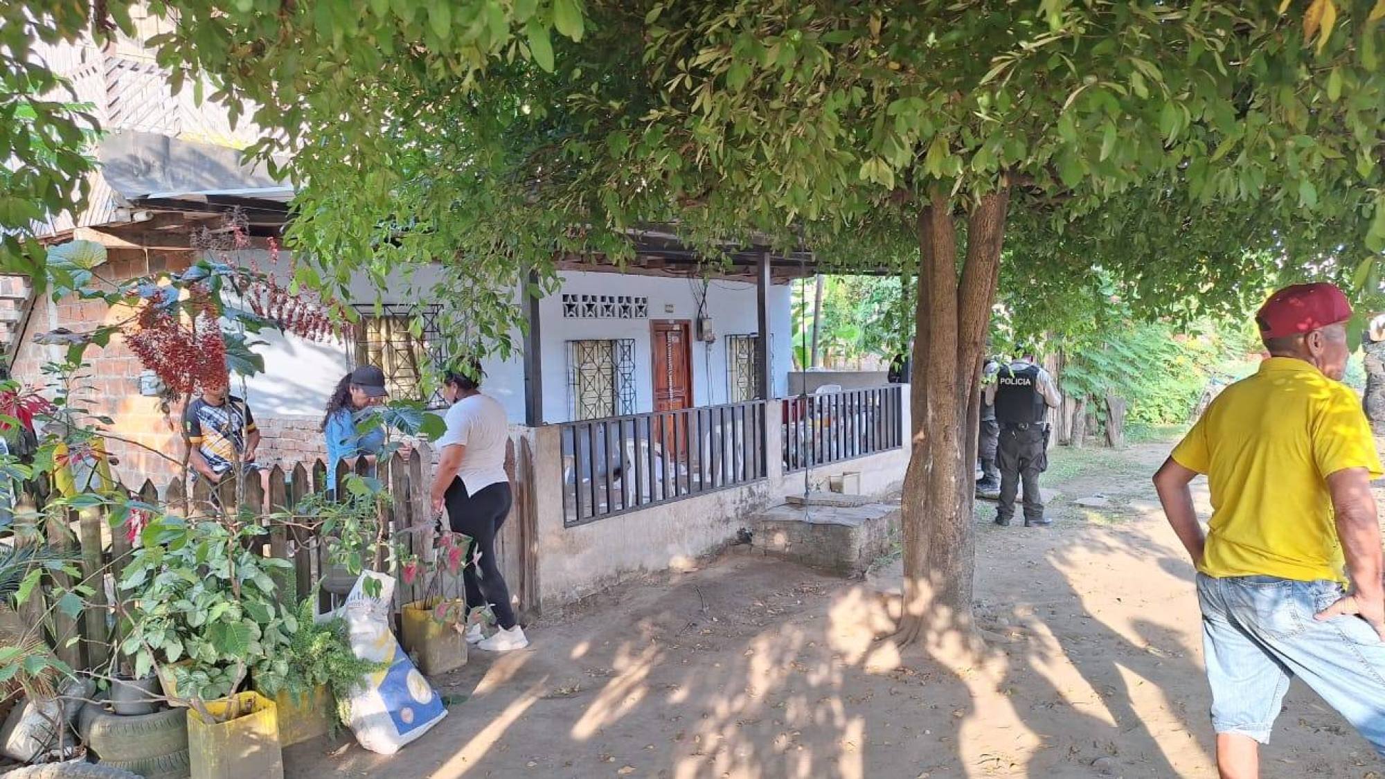 Hombre asesinado a tiros en Santa Ana mientras comía Hombre asesinado a tiros en Santa Ana mientras comía