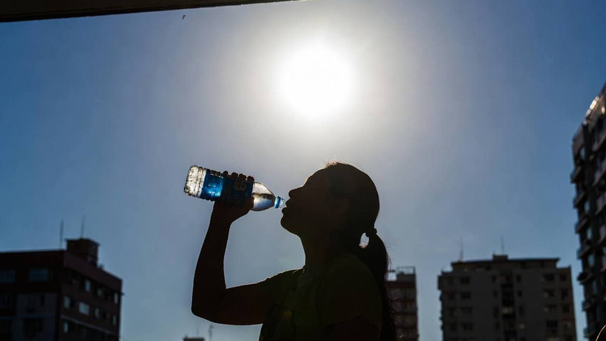 Ola de calor en la costa: 13-16 de abril, prepárate Ola de calor en la costa: 13-16 de abril, prepárate