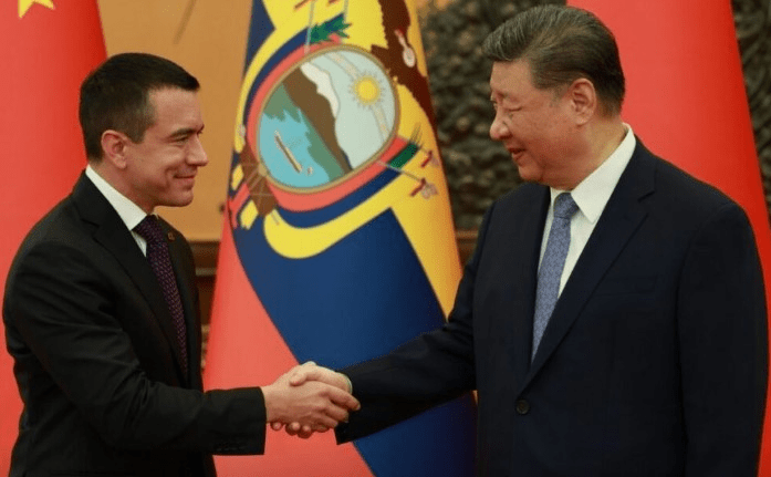 Daniel Noboa se reunió con el presidente de China, Xi Jinping Daniel Noboa se reunió con el presidente de China, Xi Jinping