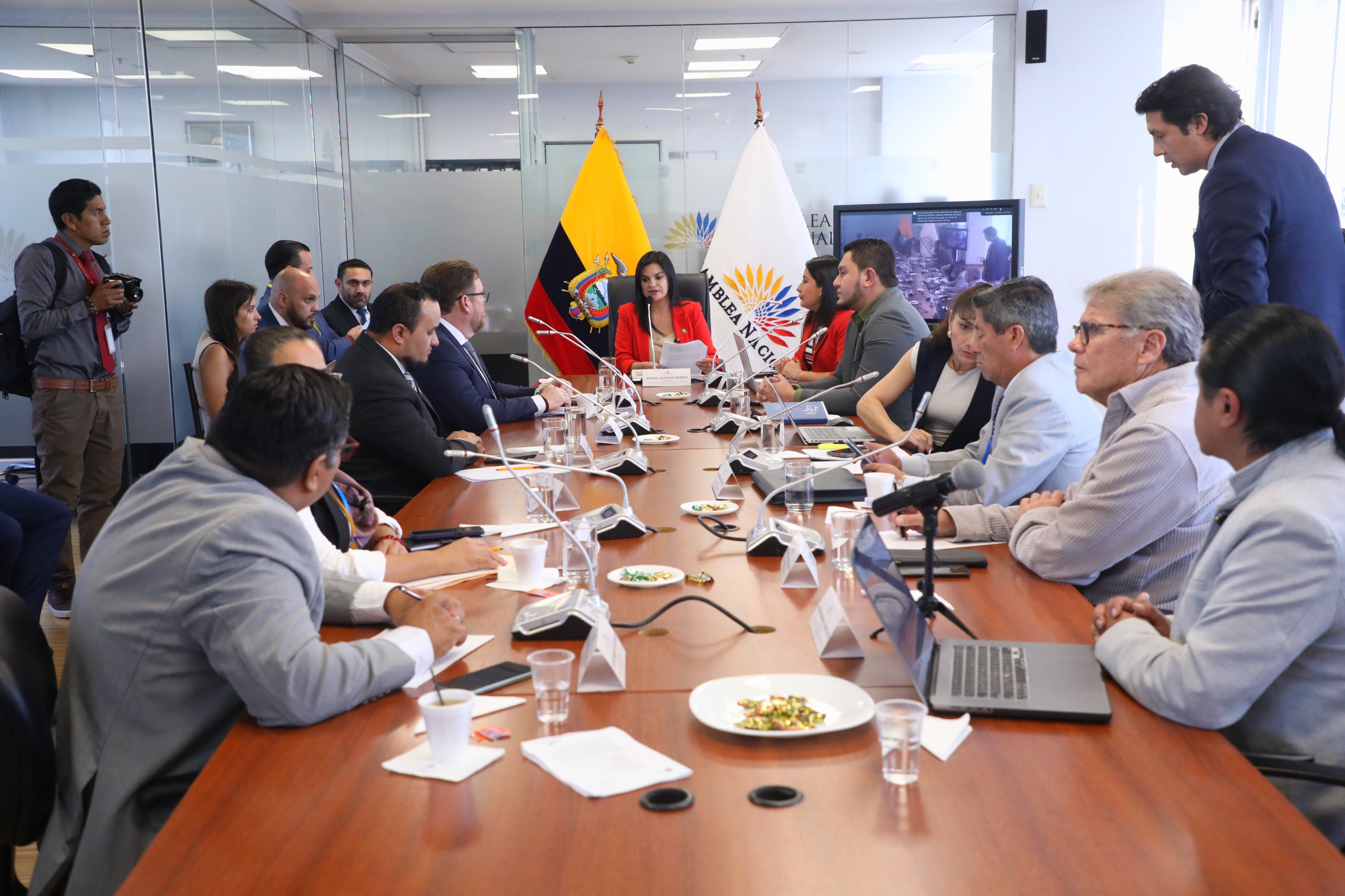 ANT y AME presentan propuestas para mejorar régimen de contravenciones de tránsito en el COIP ANT y AME presentan propuestas para mejorar régimen de contravenciones de tránsito en el COIP