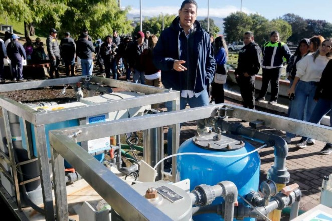 El Gobierno entregó plantas potabilizadoras de agua en Quito El Gobierno entregó plantas potabilizadoras de agua en Quito