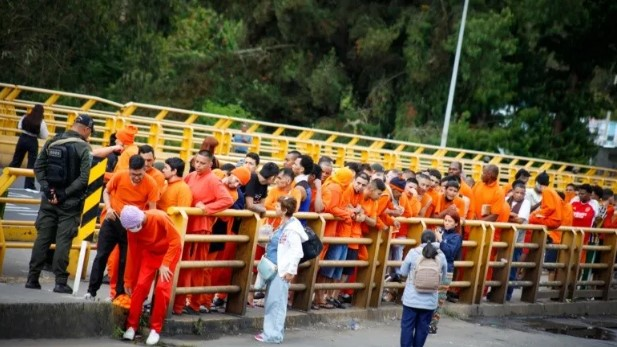 Cancillería de Ecuador defiende proceso de deportación Cancillería de Ecuador defiende proceso de deportación