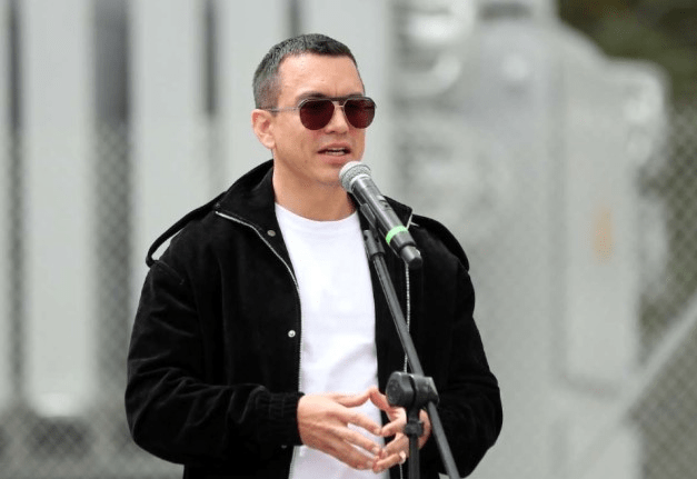 Presidente Noboa inauguró central termoeléctrica de 20 megavatios Presidente Noboa inauguró central termoeléctrica de 20 megavatios