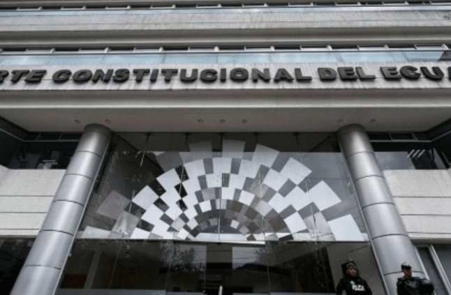 Corte Constitucional admite a trámite demanda contra la Ley de Integridad Pública Corte Constitucional admite a trámite demanda contra la Ley de Integridad Pública