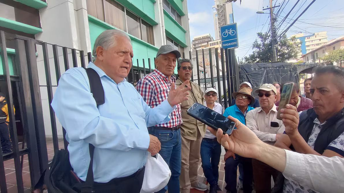 Jubilados del IESS convocan a movilización nacional contra proyecto de ley crediticia Jubilados del IESS convocan a movilización nacional contra proyecto de ley crediticia