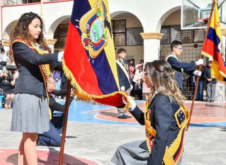 El Día de la Bandera se celebró con actos cívicos en varios cantones de Chimborazo El Día de la Bandera se celebró con actos cívicos en varios cantones de Chimborazo