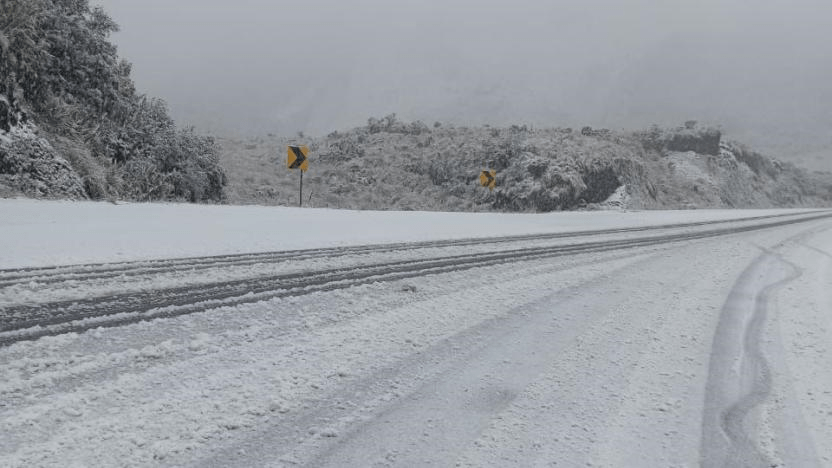 Nevada en Papallacta y fuertes lluvias en Quito marcan la jornada del 3 de octubre Nevada en Papallacta y fuertes lluvias en Quito marcan la jornada del 3 de octubre