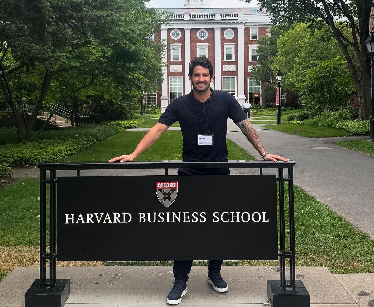 Alexandre Pato y su paso por Harvard Alexandre Pato y su paso por Harvard