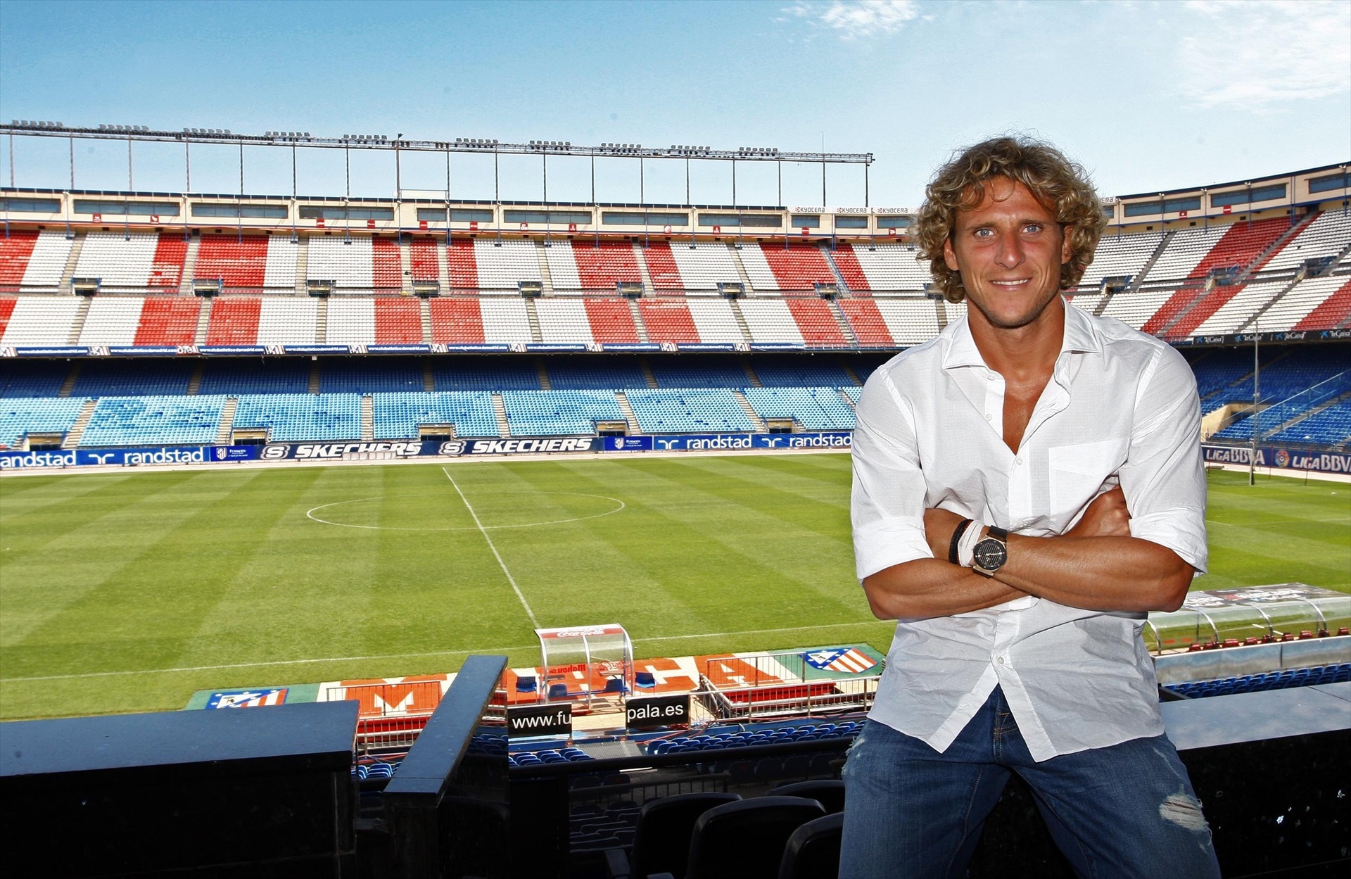 El uruguayo Diego Forlán será la imagen del carné de socio del Atlético de Madrid para la temporada 2025/26 El uruguayo Diego Forlán será la imagen del carné de socio del Atlético de Madrid para la temporada 2025/26