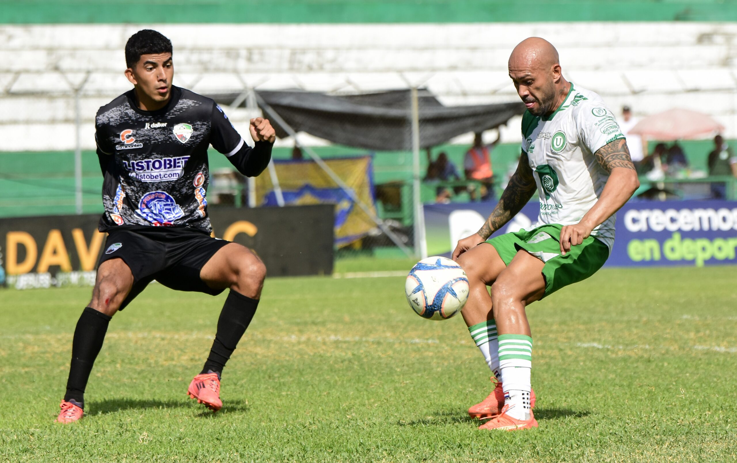Liga de Portoviejo vence 2-1 a New Porto en el Ascenso Liga de Portoviejo vence 2-1 a New Porto en el Ascenso
