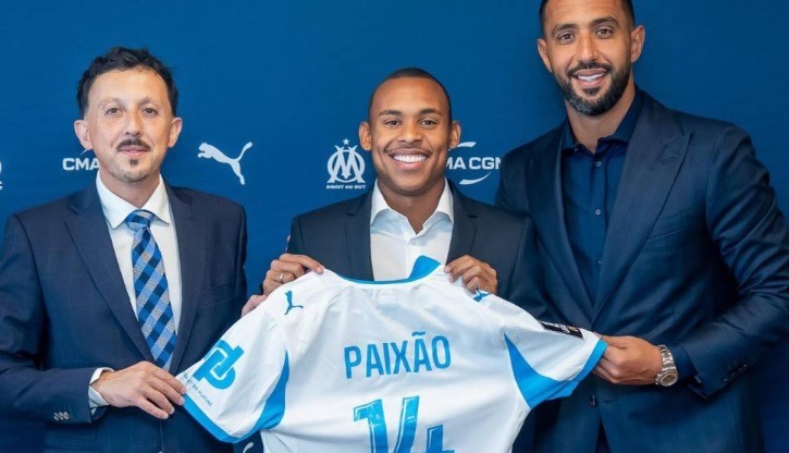 Igor Paixao es presentado como el fichaje más caro del O.M. Igor Paixao es presentado como el fichaje más caro del O.M.