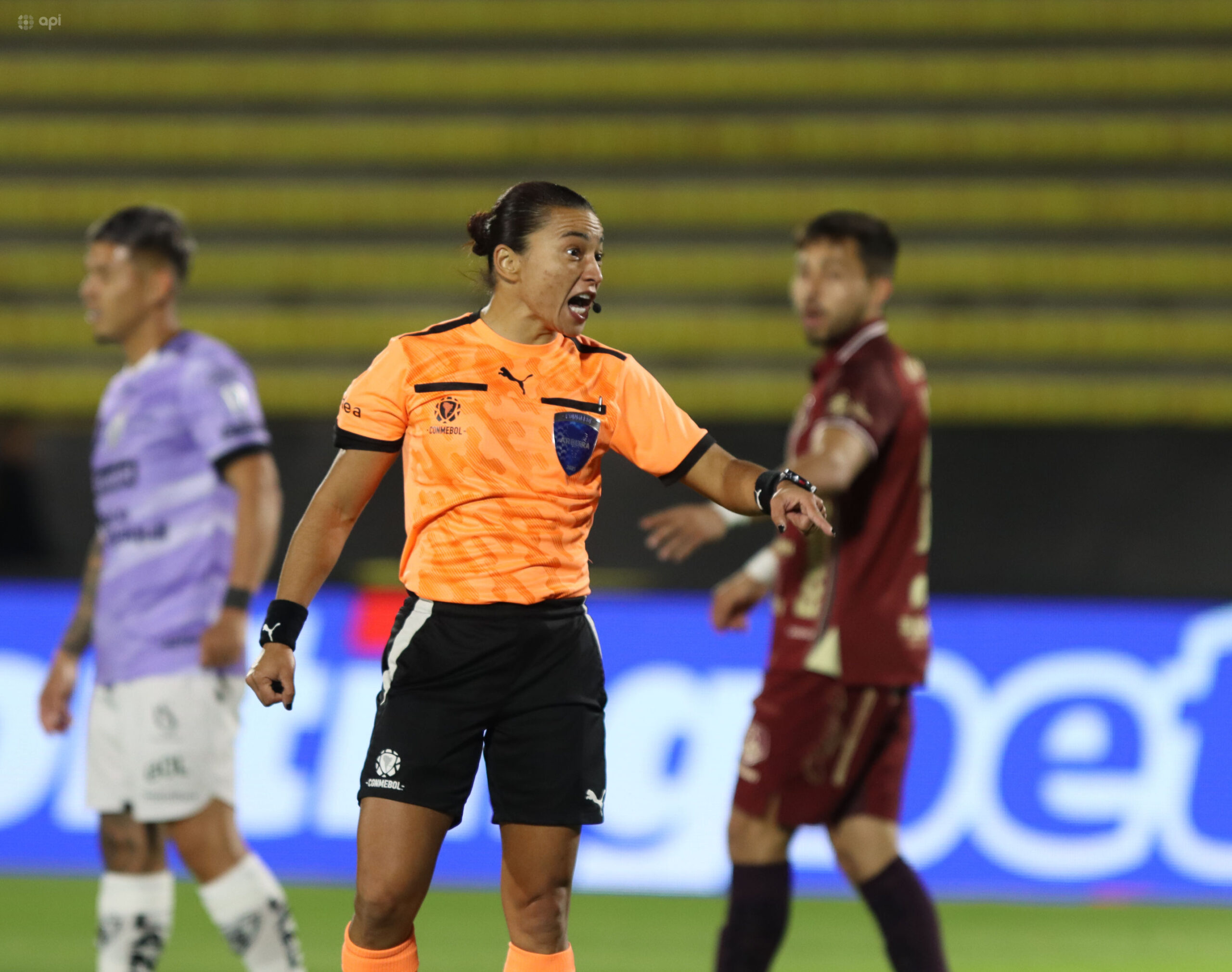 Polémica arbitral tras derrota de Mushuc Runa ante IDV en octavos Polémica arbitral tras derrota de Mushuc Runa ante IDV en octavos