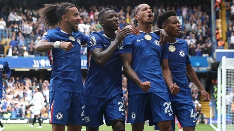 Chelsea vence al Fulham 2-0 y se coloca líder provisional de la Premier League Chelsea vence al Fulham 2-0 y se coloca líder provisional de la Premier League