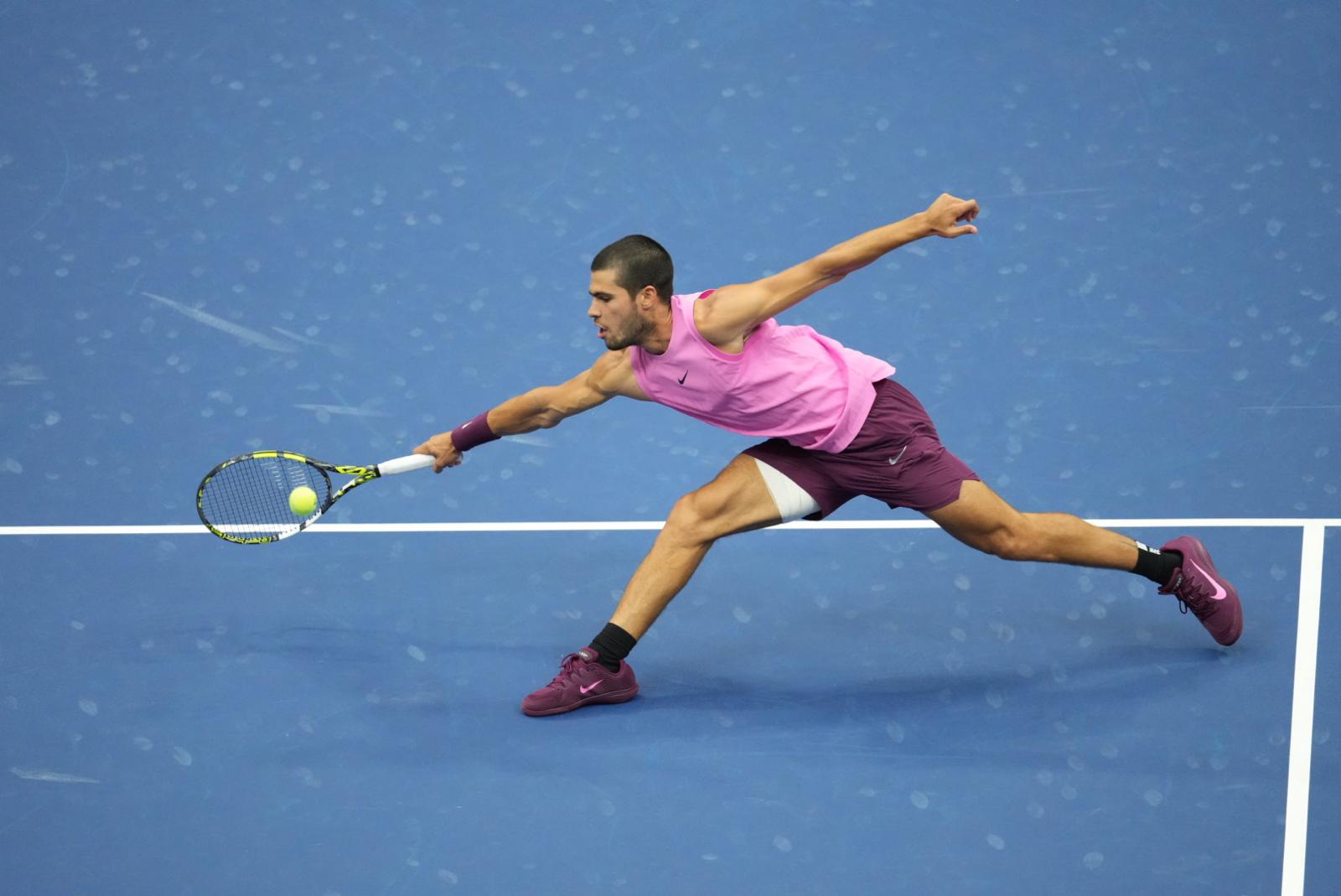Alcaraz vence a Sinner y es campeón del US Open Alcaraz vence a Sinner y es campeón del US Open