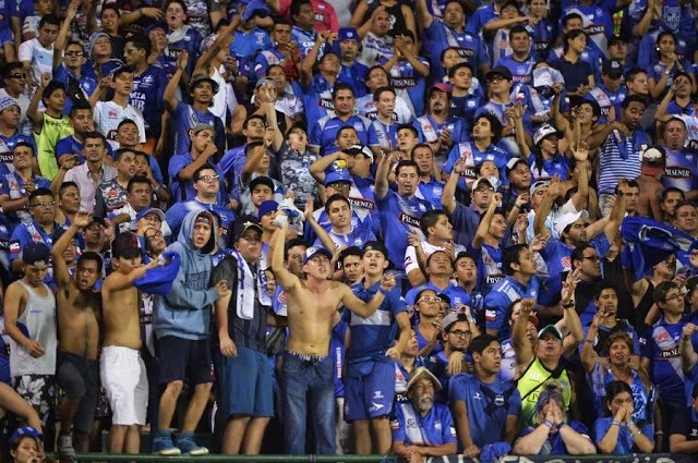 Solo se permitirá hinchas con las camisetas de Emelec Solo se permitirá hinchas con las camisetas de Emelec